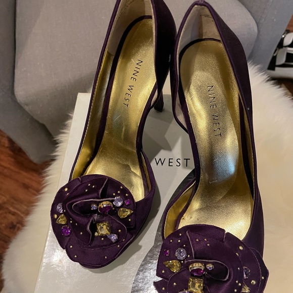 Satin Nine West heels - Picture 4 of 8